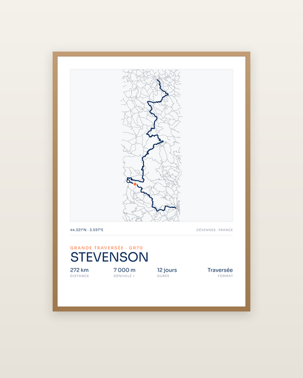 Chemin de Stevenson | GR70, encadrée dans un cadre bois naturel