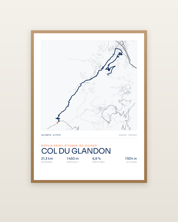 Col du Glandon, encadrée dans un cadre bois naturel