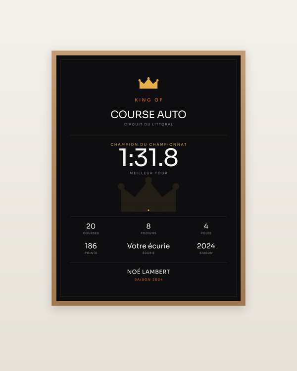 King of la course auto, encadrée dans un cadre bois naturel