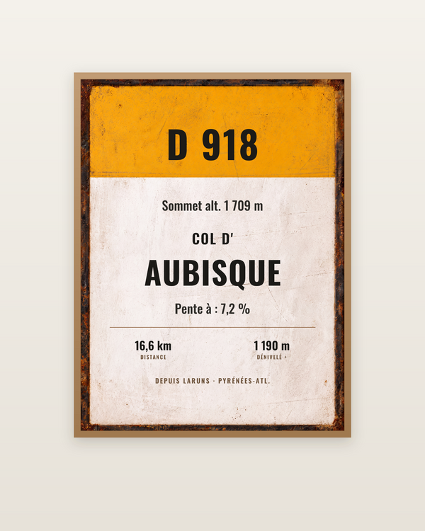 Plaque Col d'Aubisque, encadrée dans un cadre bois naturel