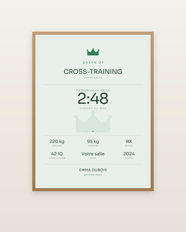 Queen of Cross-training, encadrée dans un cadre bois naturel